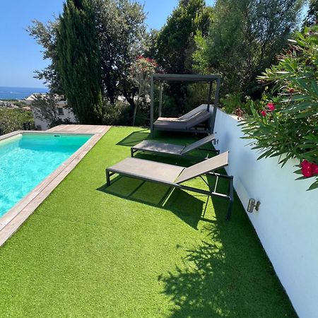 Rdc De Villa Avec Piscine Cavalaire-sur-Mer Exterior photo
